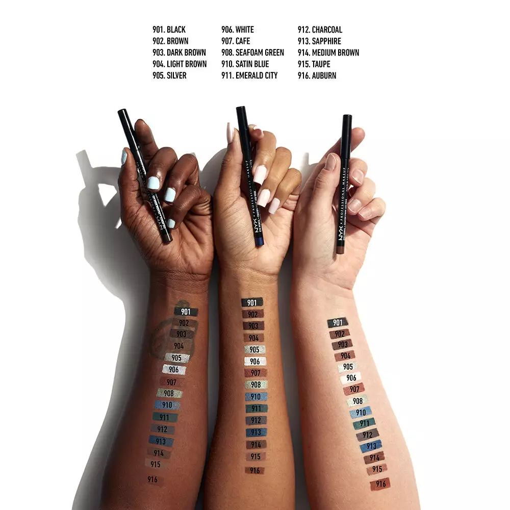 Nahaufnahme vom Auge einer Frau, das mit dem Kajal Slim Pencil von NYX Professional Makeup geschminkt ist