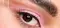 Nahaufnahme Frau mit brauen Augen und Cat Eye Make-up