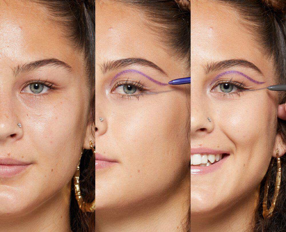 Frau zeichnet sich in drei Schritten zwei Lidstriche in unterschiedlichen Farben