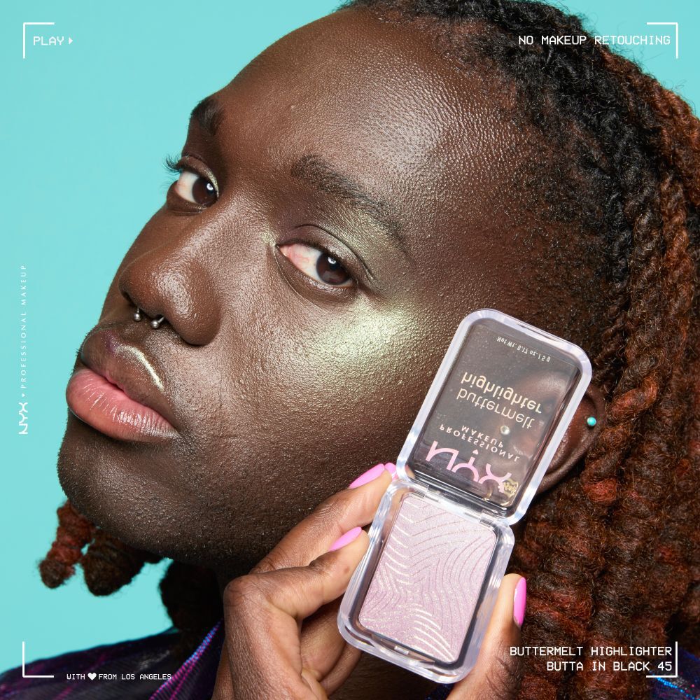 Shade Butta in Black limited-edition topper.