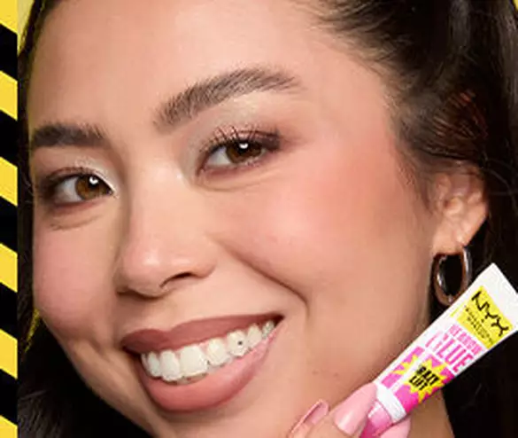 4-Schritt-Anleitung fur geliftete Augenbrauen mit dem Brow Glue Crazy Lift von NYX Professional Makeup