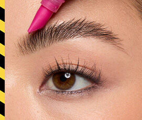 4-Schritt-Anleitung fur geliftete Augenbrauen mit dem Brow Glue Crazy Lift von NYX Professional Makeup