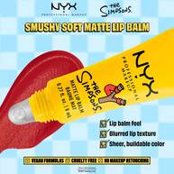 Ubersicht fur den NYX x The Simpsons „Smushy Soft Matte Lip Balm“ mit Fokus auf den Applikator und Produkteigenschaften vor blau-weißem Karomuster.