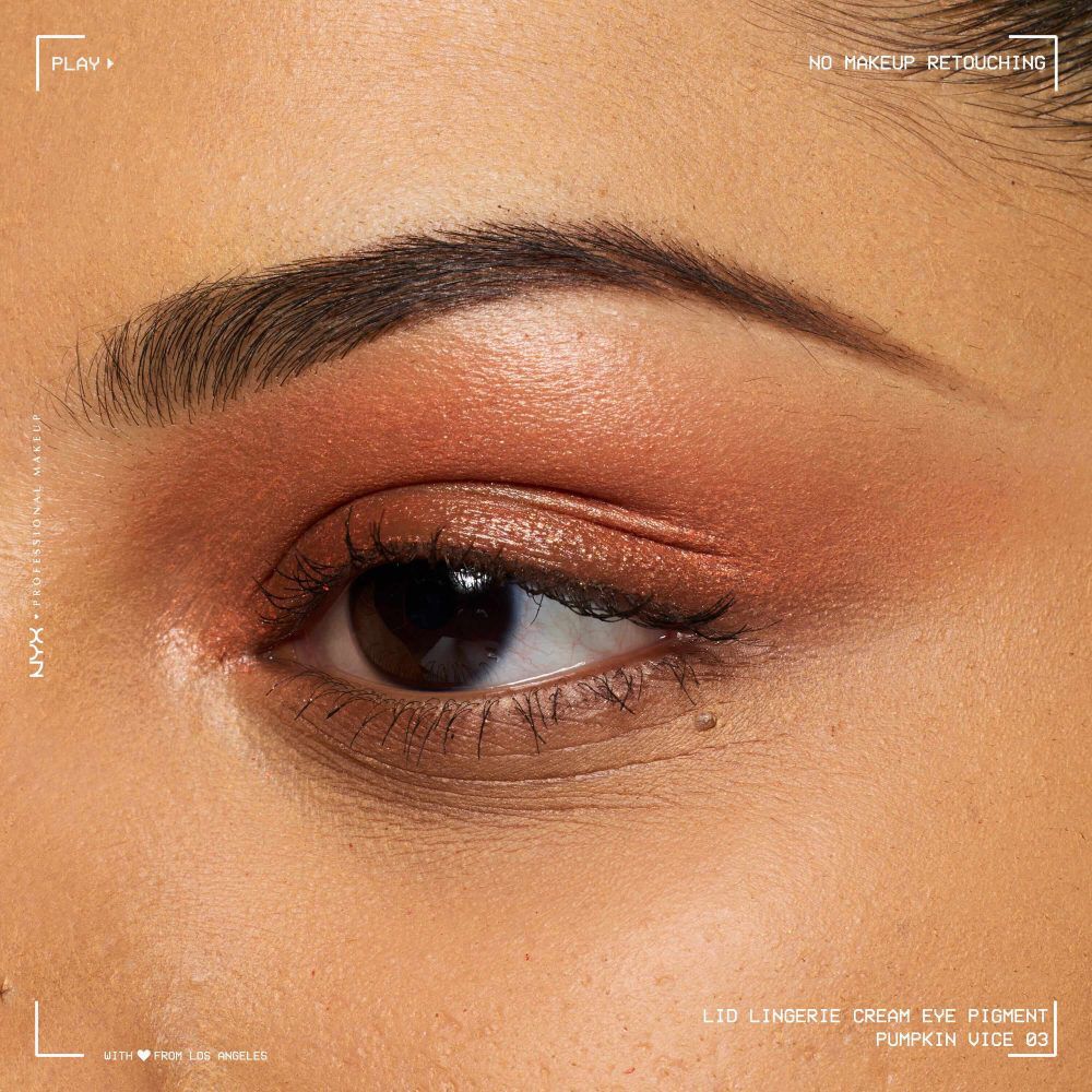 Party Animals Lid Lingerie Cream Eye Pigment