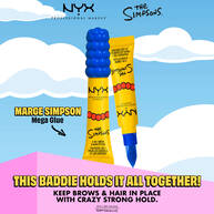 Ein Bild des Marge Simpson Mega Glues mit dem Slogan „This baddie holds it all together!“ und zwei Tuben vor einem Cartoon-Himmel.