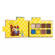 Die geoffnete Lidschattenpalette zeigt eine bunte Illustration der Simpsons-Familie neben den acht quadratischen Farbfeldern im gelb-weiß karierten Design.